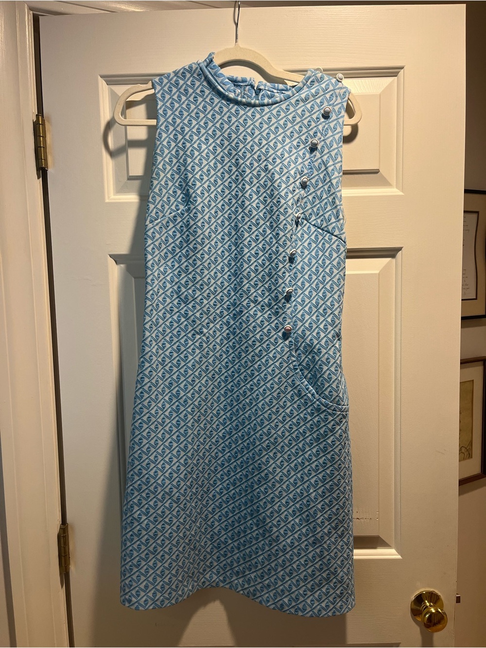 Vintage 1960s Mod Blue and White Sleeveless Patterned Shift Dress